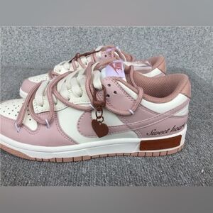 Custom Sweet heart Nike dunks